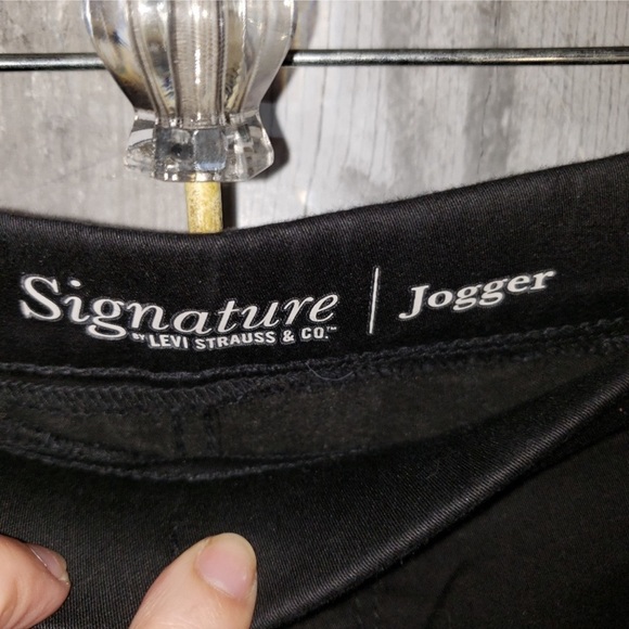 Levi's Signature black joggers nwot xl - Picture 2 of 7